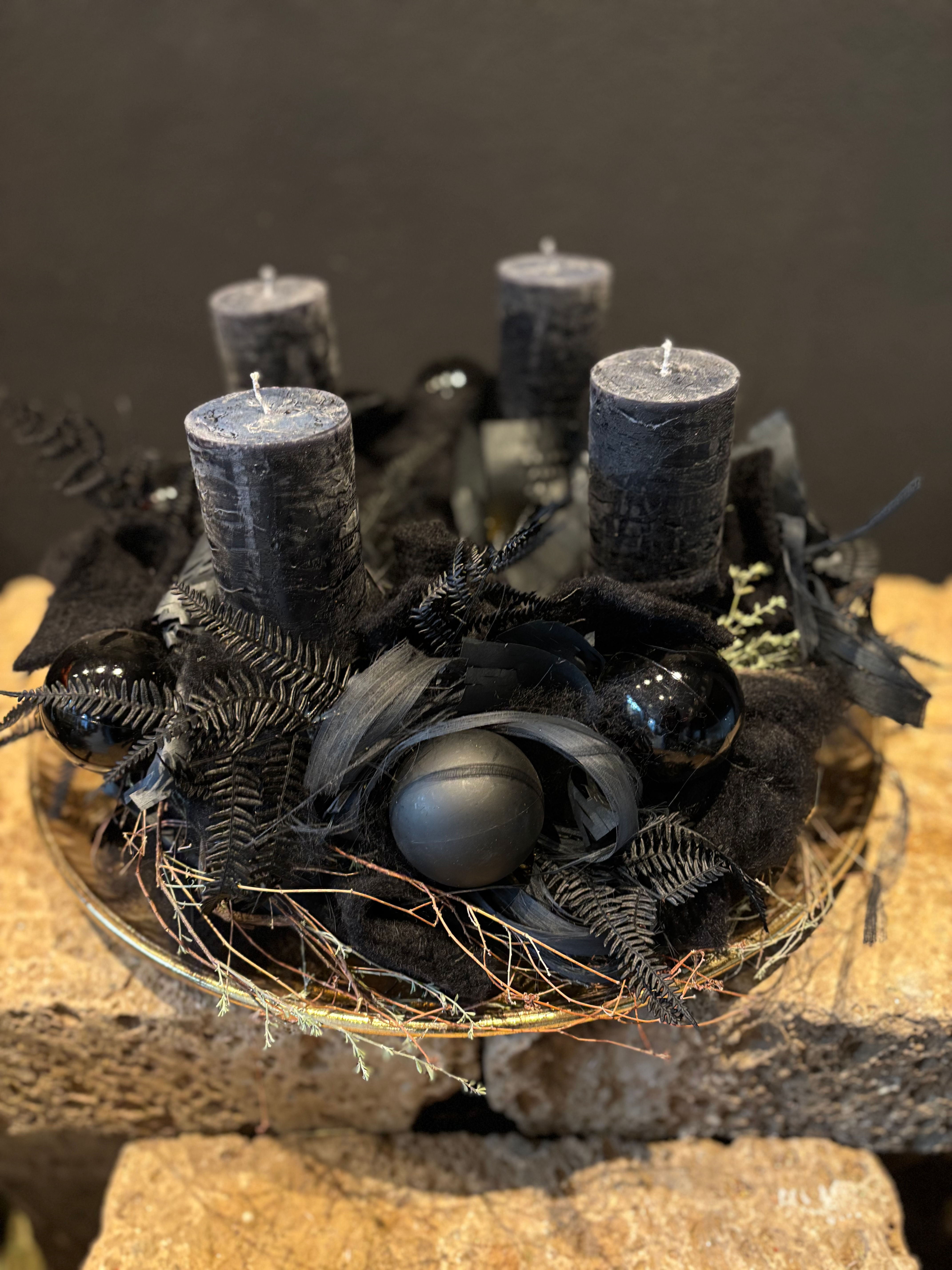 Adventskranz schwarz