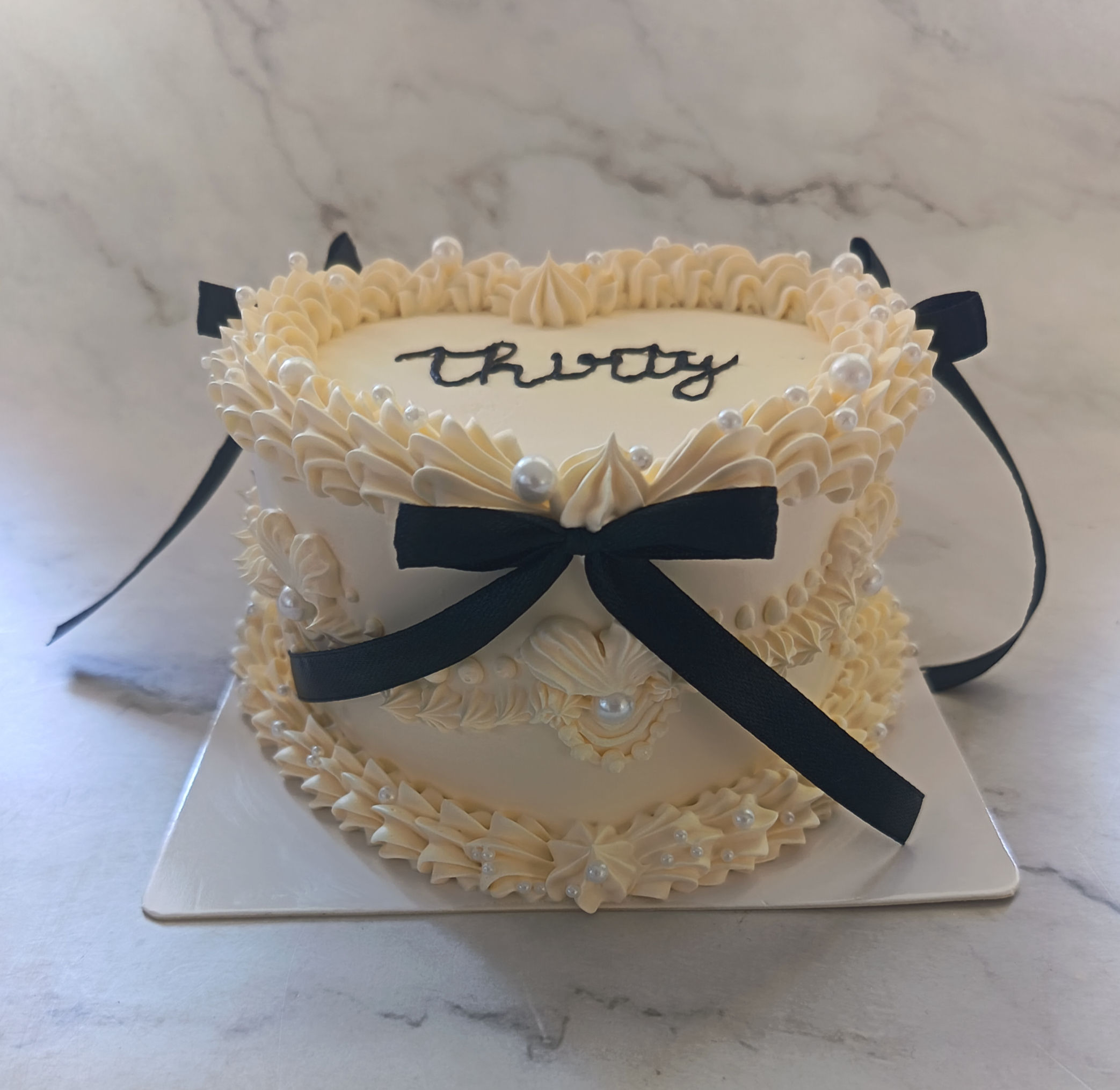 The Classic Vintage Bento Cake