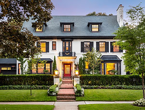 112 Warren Road Toronto.jpg