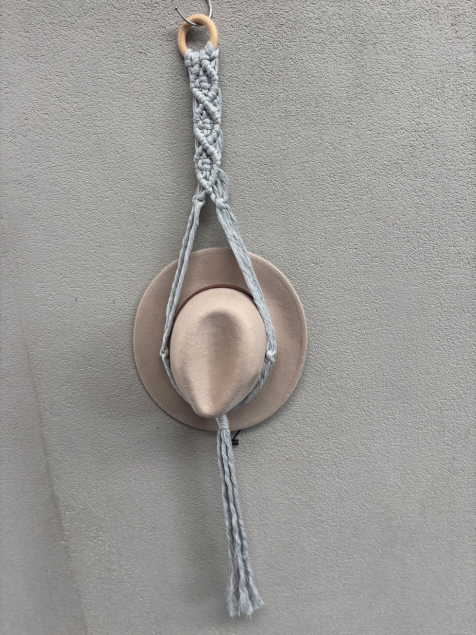 Thumbnail: Single hat hanger