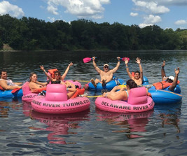 delaware river tubing.jpeg