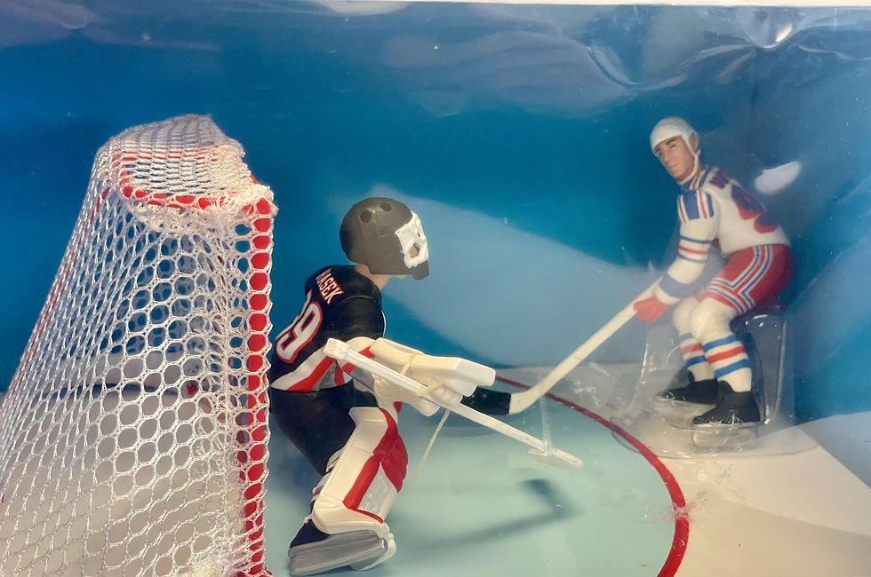 Thumbnail: 1997 Starting Lineup Freeze Frame One on One Gretzky & Hasek Figure Set New Boxd