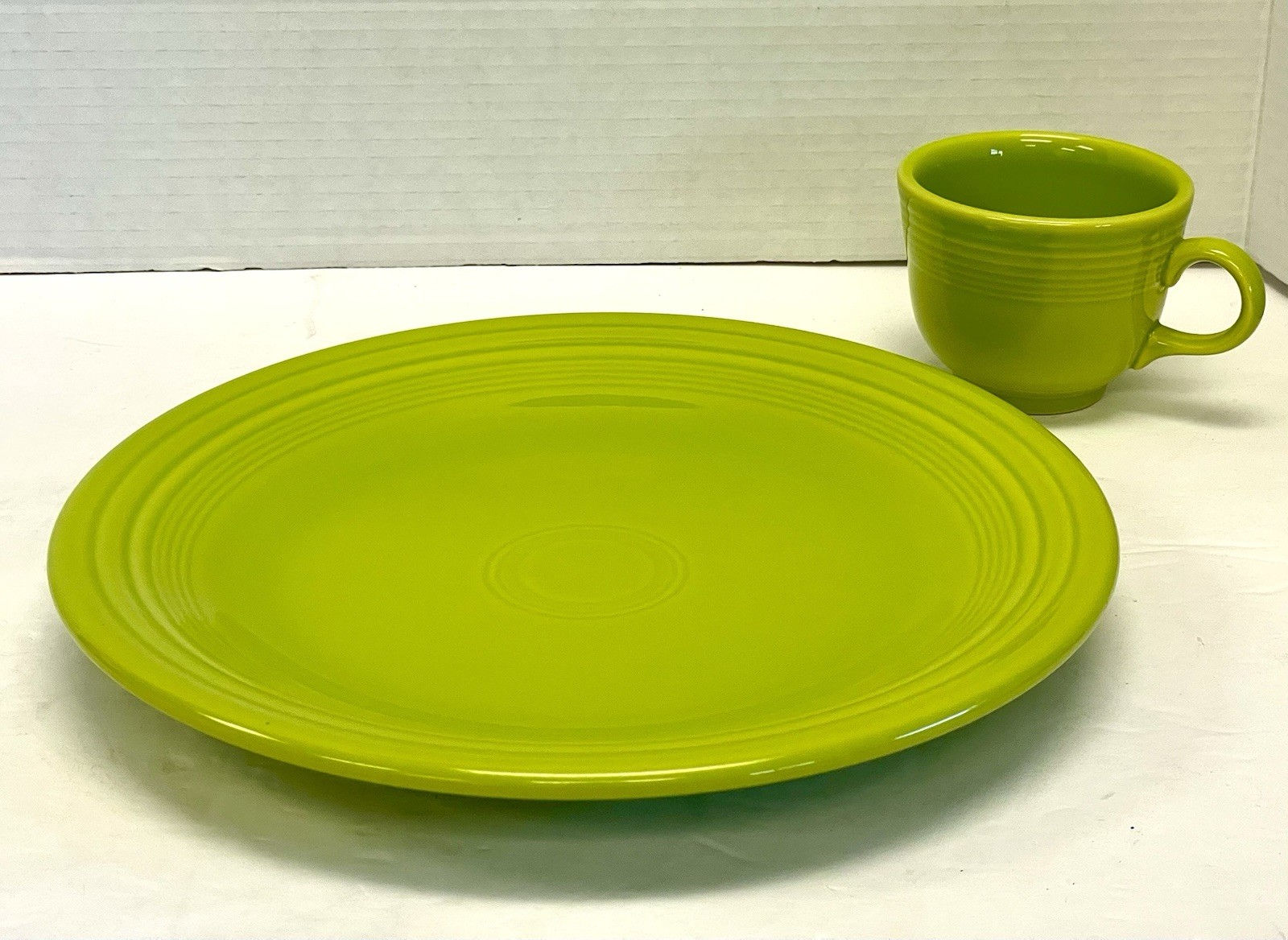 Vintage Fiestaware Lime Green / Chartreuse 2 Pc set Dinner Plate & Teacup