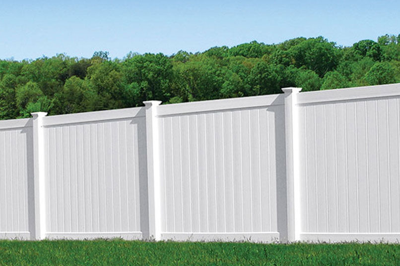 6 ft White Vinyl Fence Section Kit