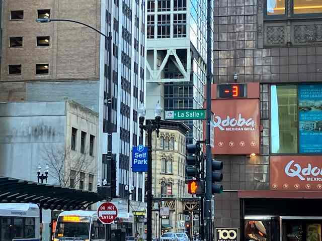 On a cold and sunny Chicago mornin'