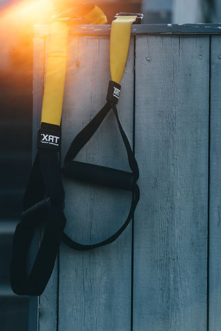 black%20and%20yellow%20TRX%20resistance%