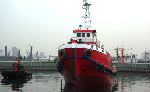 HY5+Tug.jpg