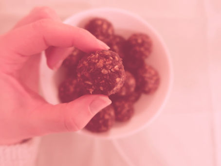 Schnelle & einfache Energy-Balls á la Wertbar mit Haselnuss & Kakao von Aldi (vegan & glutenfrei)