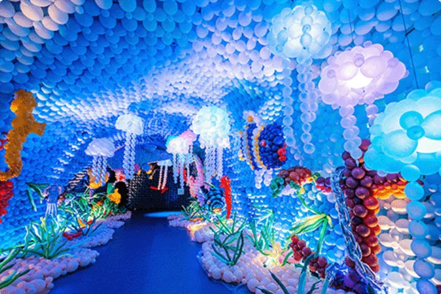 Sunday 8th – Balloon Story Melbourne – Immersive Balloon Exhibition