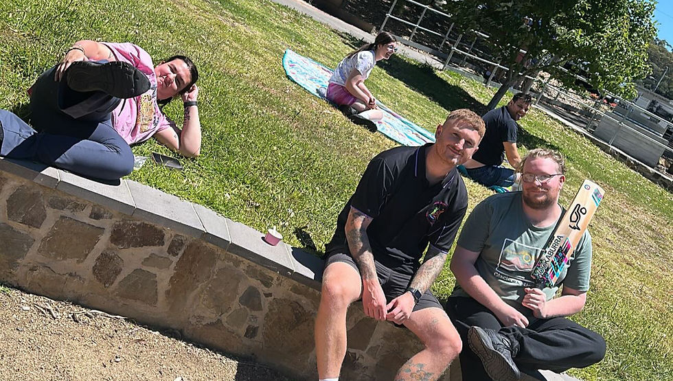 Thursday 26th March - Botanical gardens walk or Op Shopping