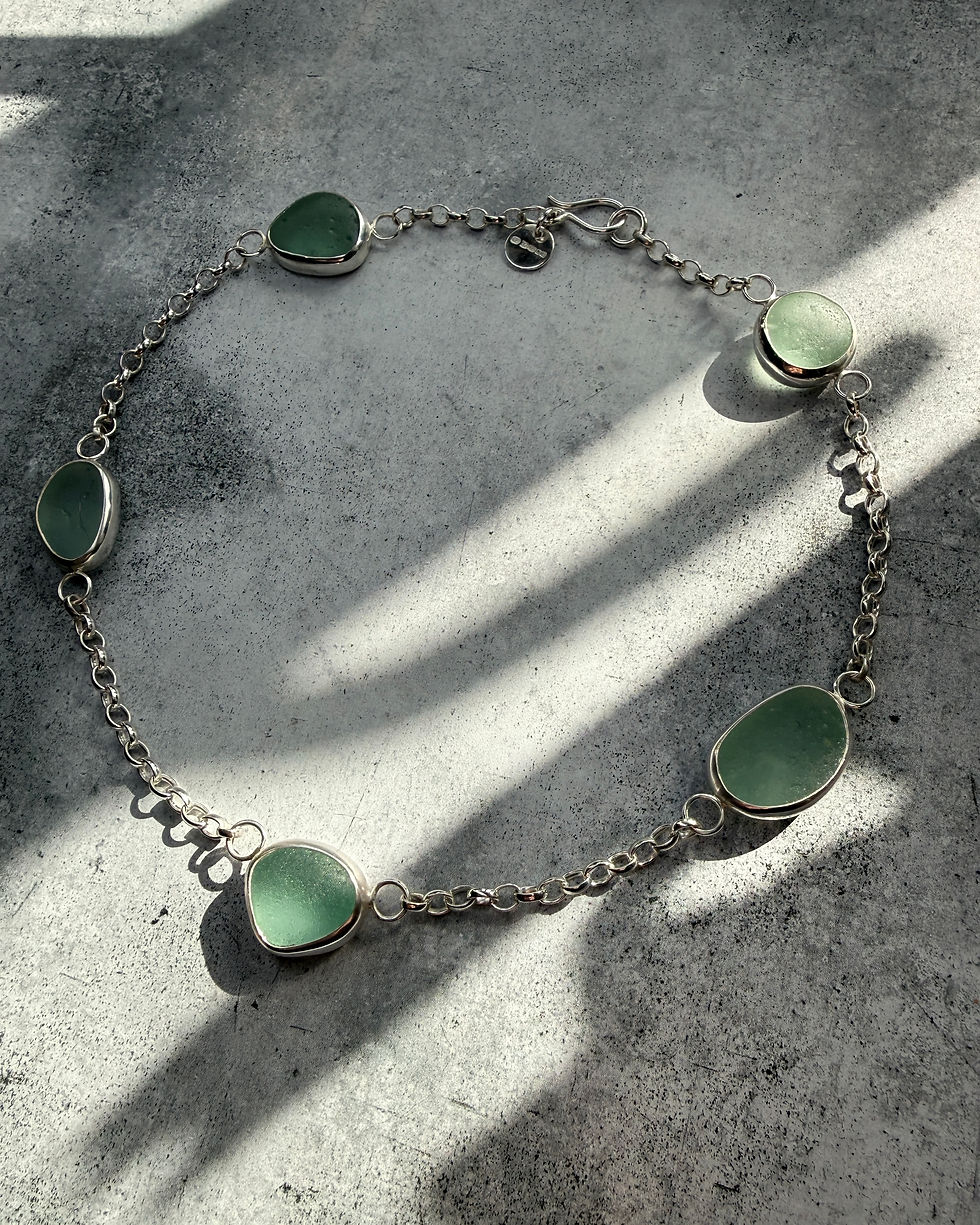 Thumbnail: Hallmarked Silver, Alternating Seafoam Seaglass & Belcher Necklace 18”