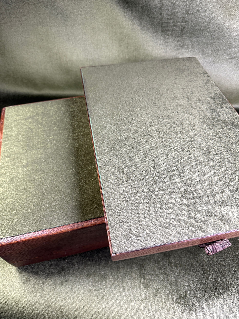 Thumbnail: Oak Jewellery Canteen, Brass Shield, Green Velvet Interior, Inner Tray & Key