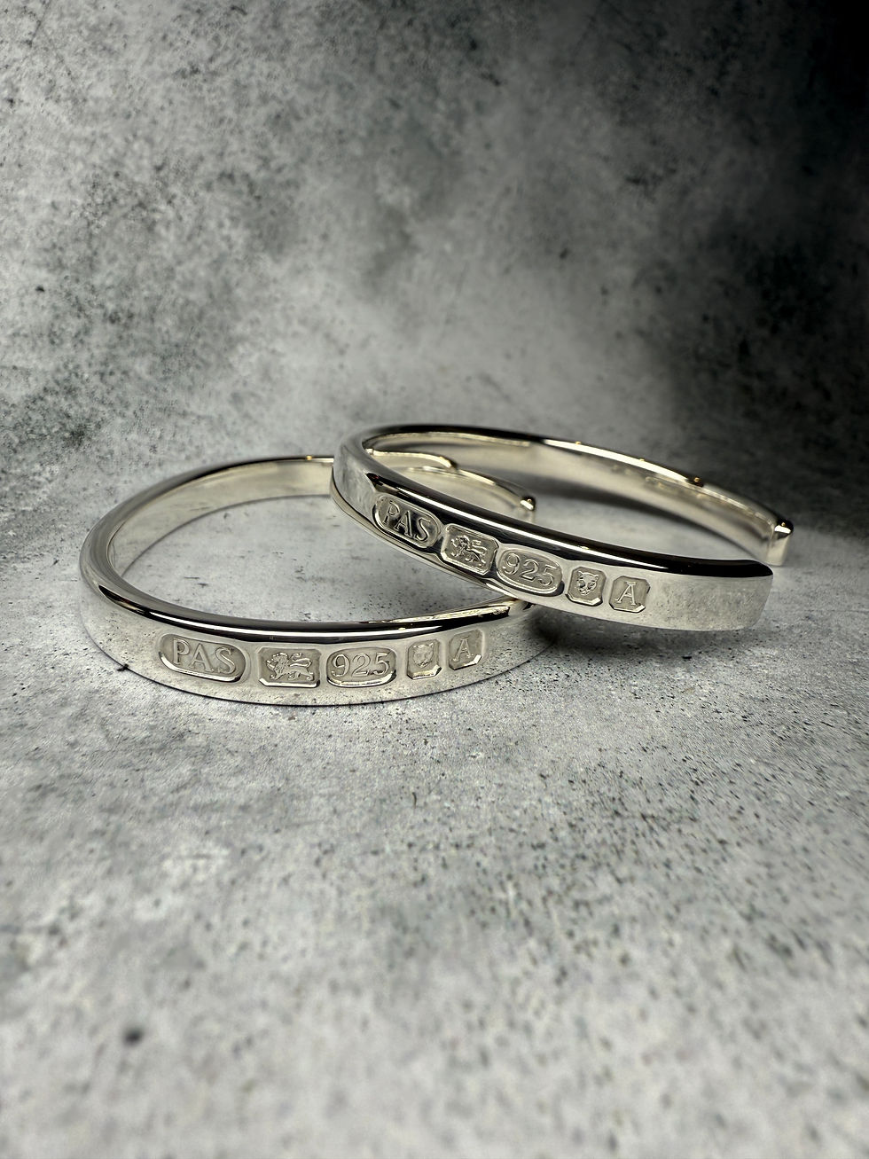 Thumbnail: Large Assay Hallmark Sterling Silver Polished Unisex Wide Torque Cuff Bangle