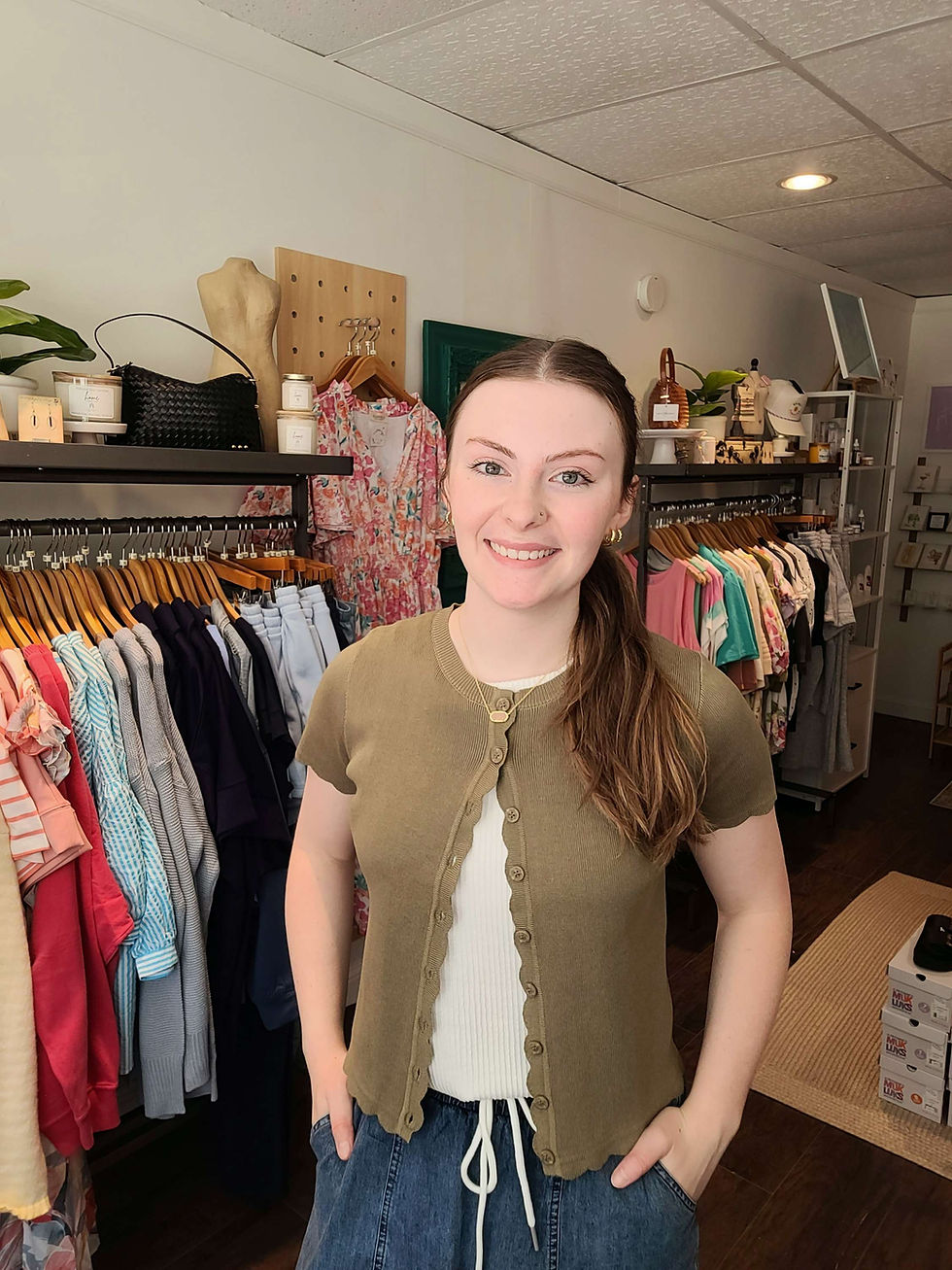Thumbnail: Scalloped Olive Cardigan 