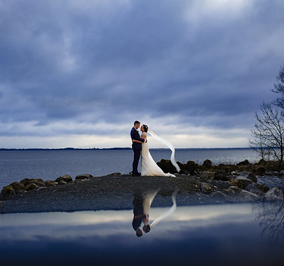 Just married couple at Crover House Hotel Lake