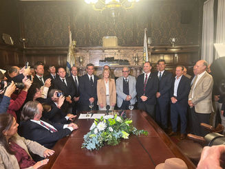 Rafael Ferber asumió como presidente de ARU