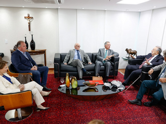 Mattos realiza misión oficial por Brasil 