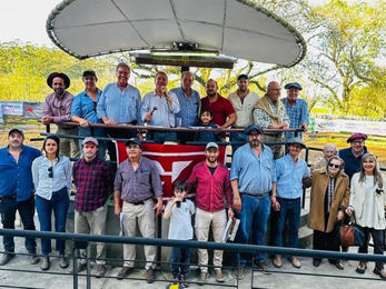 Nuevo éxito de La Victoria y Los Paredones en Melo