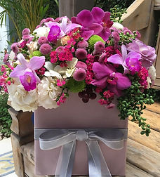 Flower box ensinada no workshop da ICI Flores.
