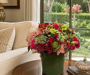 No curso presencial de florista amador da ICI Flores, você fará arranjos de flores naturais, com um toque profissional, para decorar a sua casa.