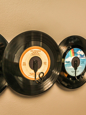 Chicago Small Vinyl Record Hanger Decor