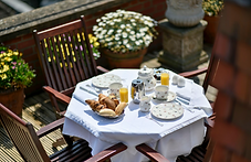 Elegant Lifestyle | tBridgeC | Travel | United Kingdom | London | Unique Travel Experiences | Hotel | Places to Be | San Domenico House