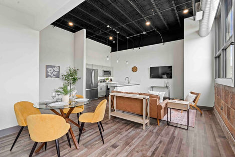 310 kitchen:living room