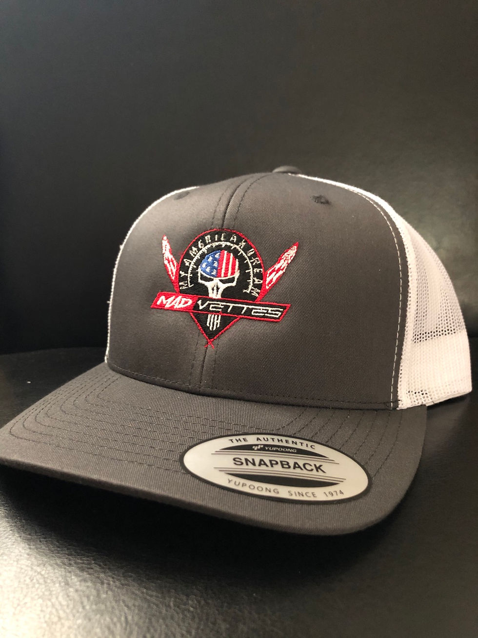 Thumbnail: MAD Vettes -Trucker Hat - Logo Center