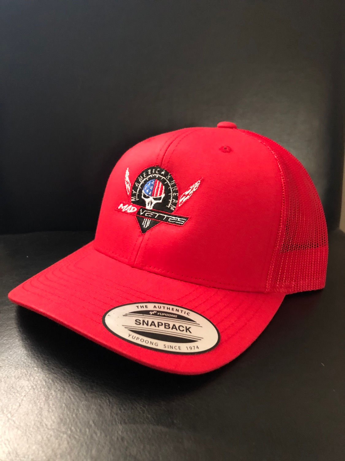 MAD Vettes -Trucker Hat - Logo Center