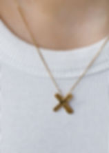 Little Kiss Brushstroke Necklace