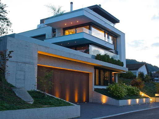 Why Outdoor Lighting Improves Curb Appeal