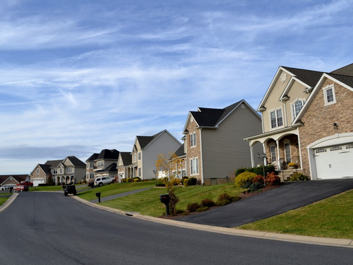 How Neighborhood Feel Influences Buyer Decisions