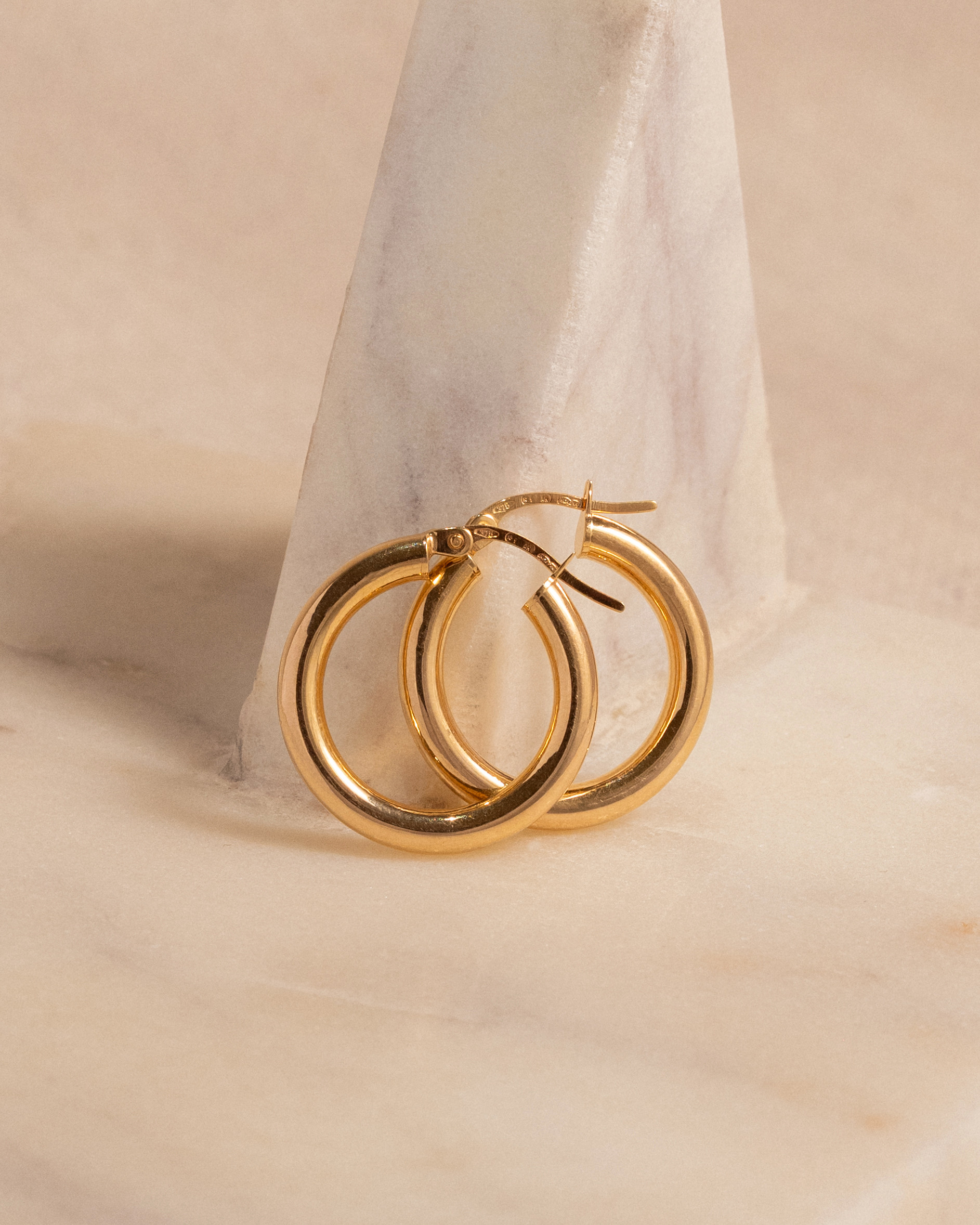 Juliette Hoop Earrings – 9ct Yellow Gold