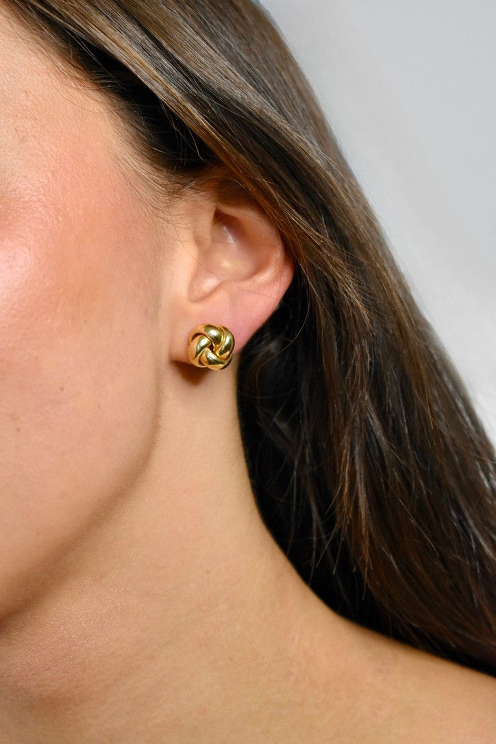 Thumbnail: Clara Stud