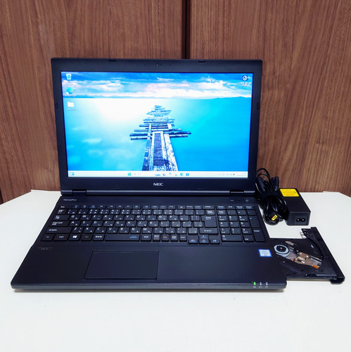 NEC VersaPro Corei7 メモリ32GB SSD512GB DVD NEC VersaPro Corei7 メモリ32GB SSD512GB DVD ハイスペック