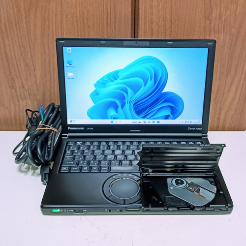 ノートパソコン Windows11 Panasonic Let'snote Corei7 16GB SSD512GB