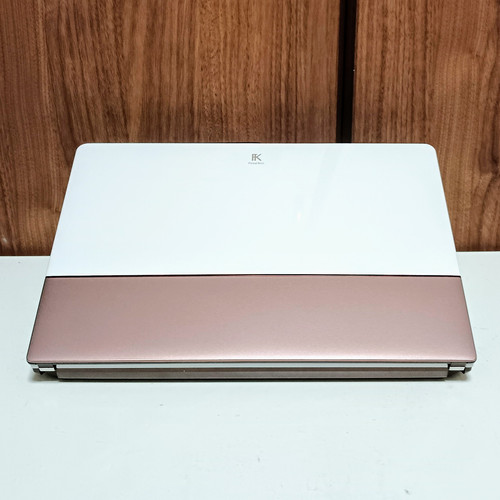 FUJITSU LIFEBOOK Corei5 メモリ8GB SSD512GB タッチパネル DVD Web