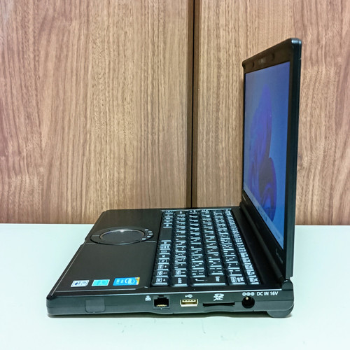 ノートパソコン Windows11 Panasonic Let'snote Corei7 16GB SSD512GB