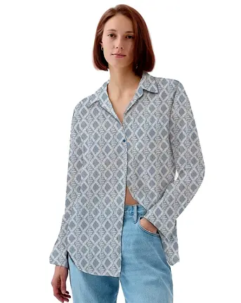 Premium cotton yarn-dyed crochet fabric with a classic pattern for men's and women's shirts.