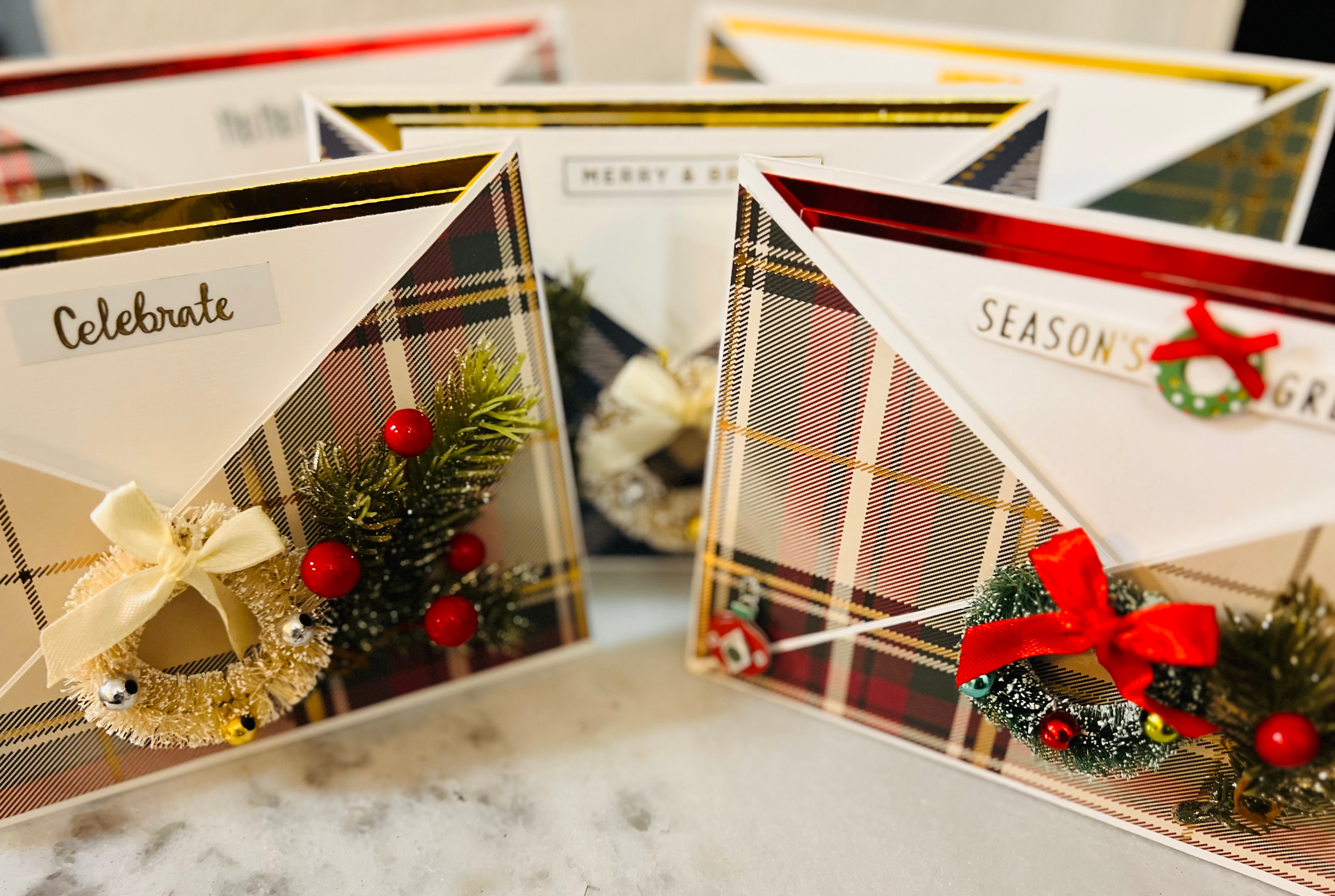 Box Set of 5 Mixed Plaid Print Pocket Cards