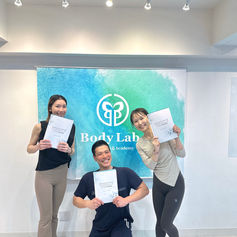 BodyLab.Academy福岡でのウェルネスストレッチレベル1認定証授与式