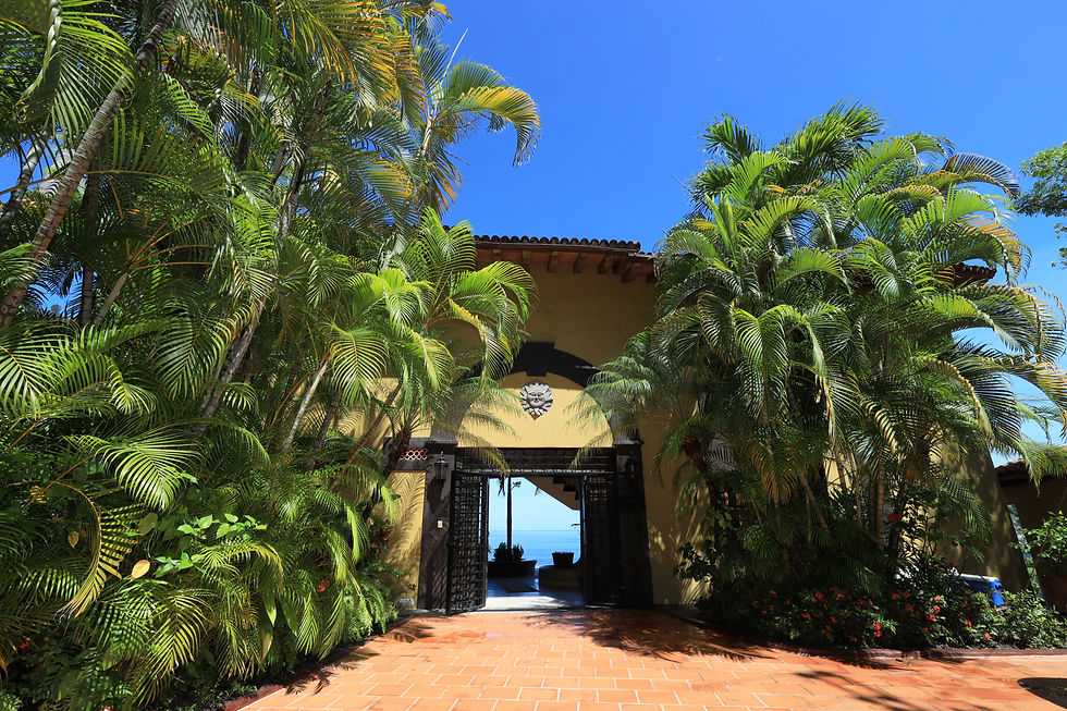 Villa Los Arcos