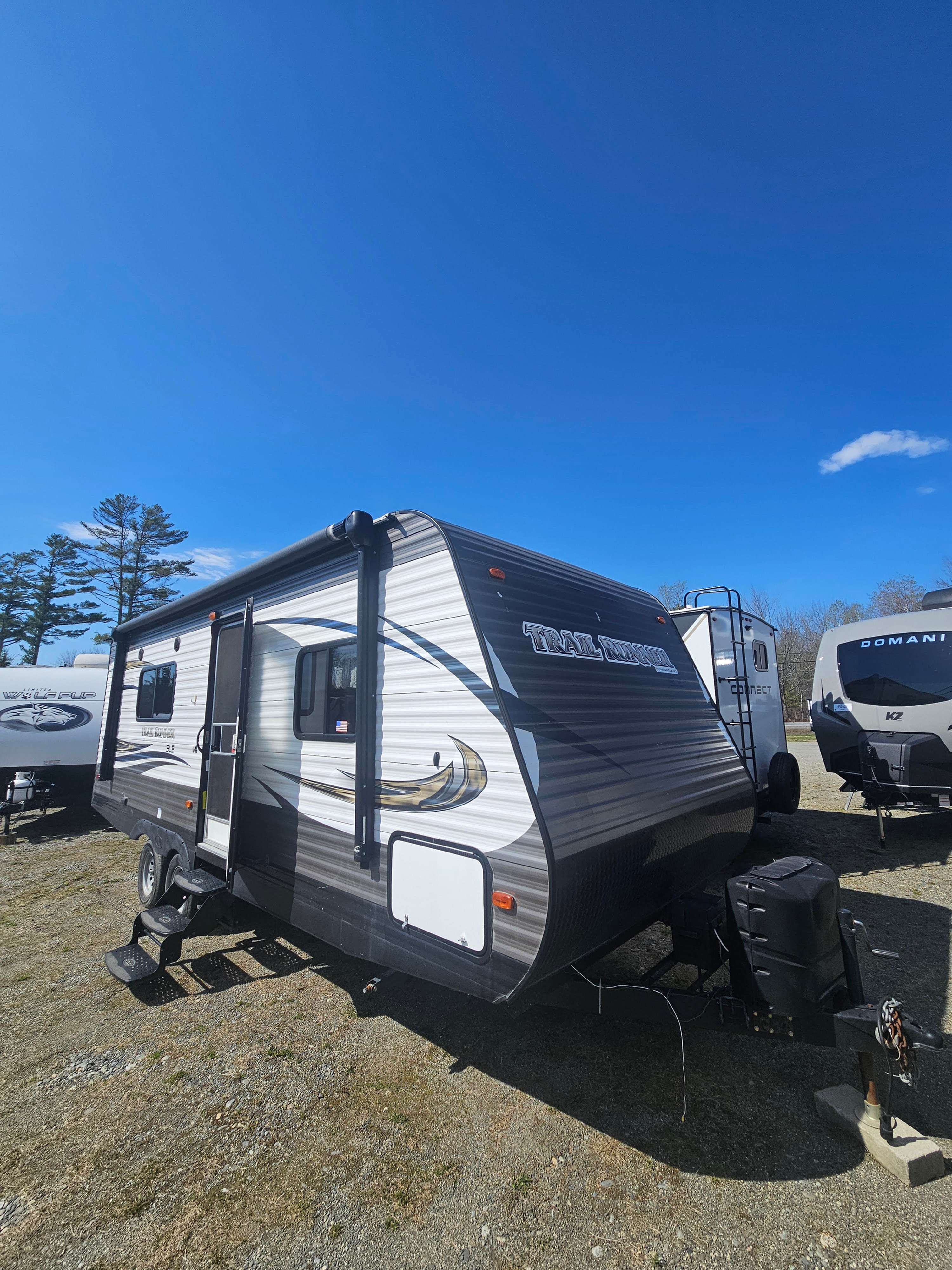 2017 Trail Runner 24SLE