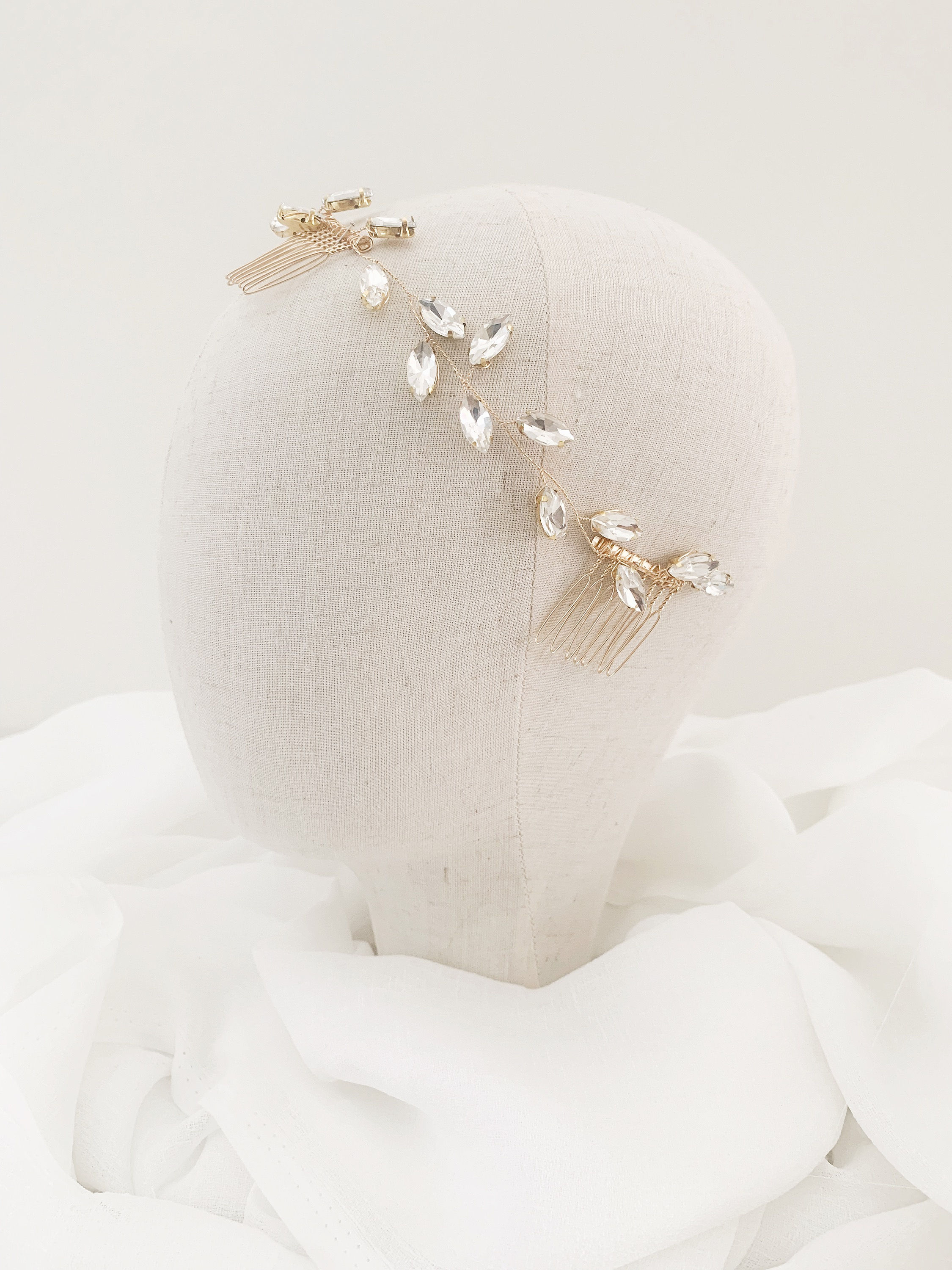 LOUISE · coroncina sposa ·  modello Lisia Oro