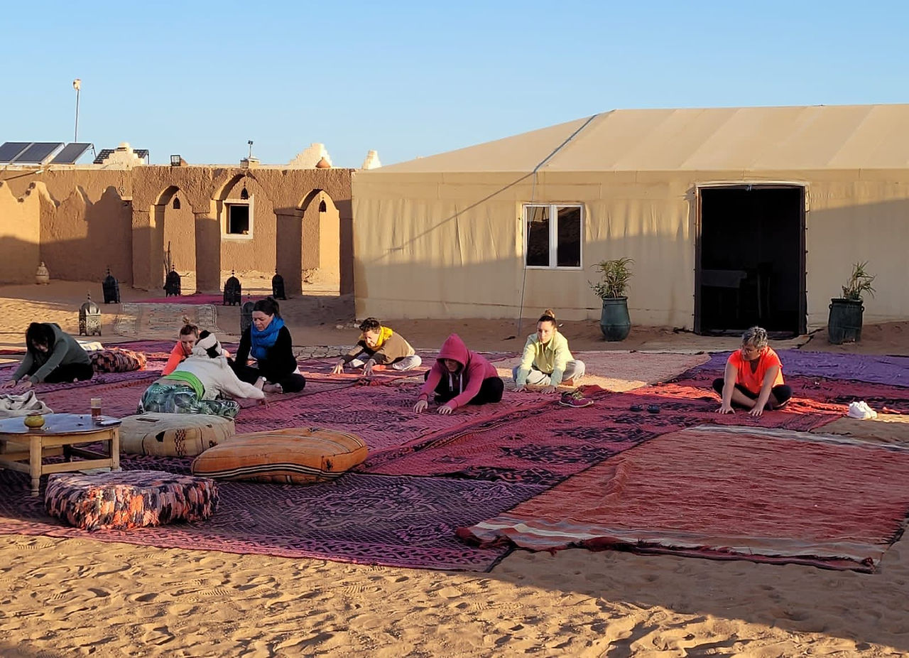 séjour yoga erg chegaga désert
