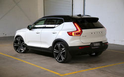 heico-sportiv-xc40-536-volution-v22-rear-1_1