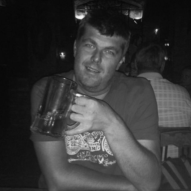 Big Tom 2.jpg