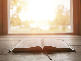 ¿Qué es la suficiencia de las Escrituras? La Biblia como autoridad para la vida cristiana