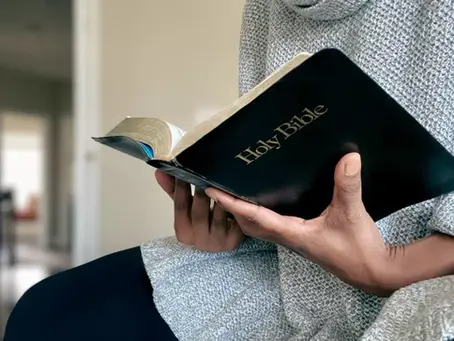 Menos de un tercio de los cristianos leen la Biblia a diario: Lifeway