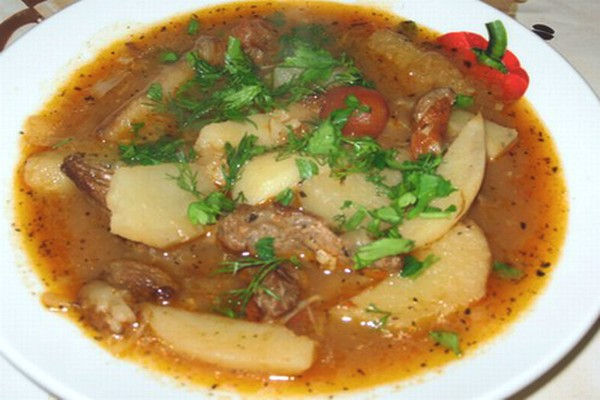 Суп из мяса с картофелем